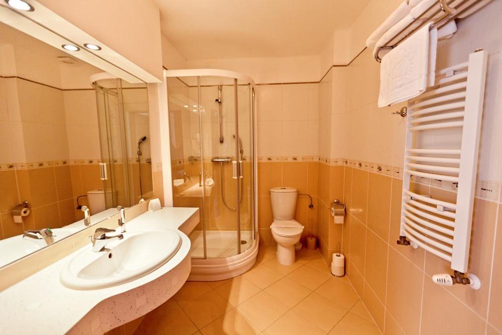 Osrodek Wypoczynkowo - Szkoleniowy Allianz Otel Rynia Oda fotoğraf