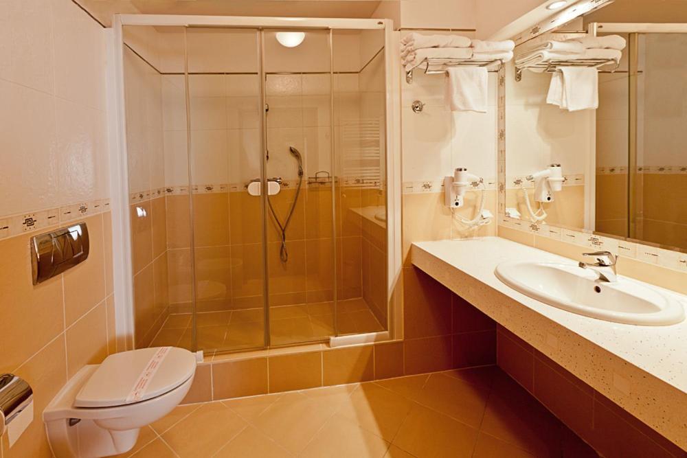 Osrodek Wypoczynkowo - Szkoleniowy Allianz Otel Rynia Oda fotoğraf